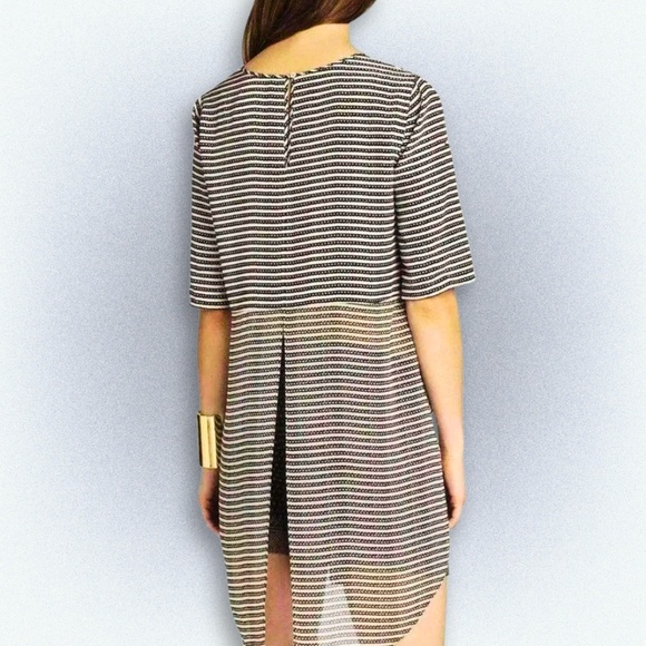 BCBG MaxAzria Caterina Split Back Striped Silk Top XS - Picture 3 of 6